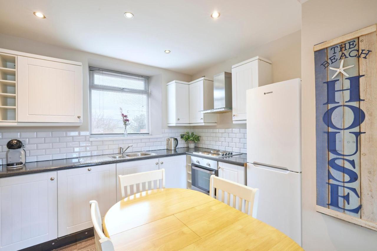 Host & Stay - Kurnell Cottage Staithes Bagian luar foto